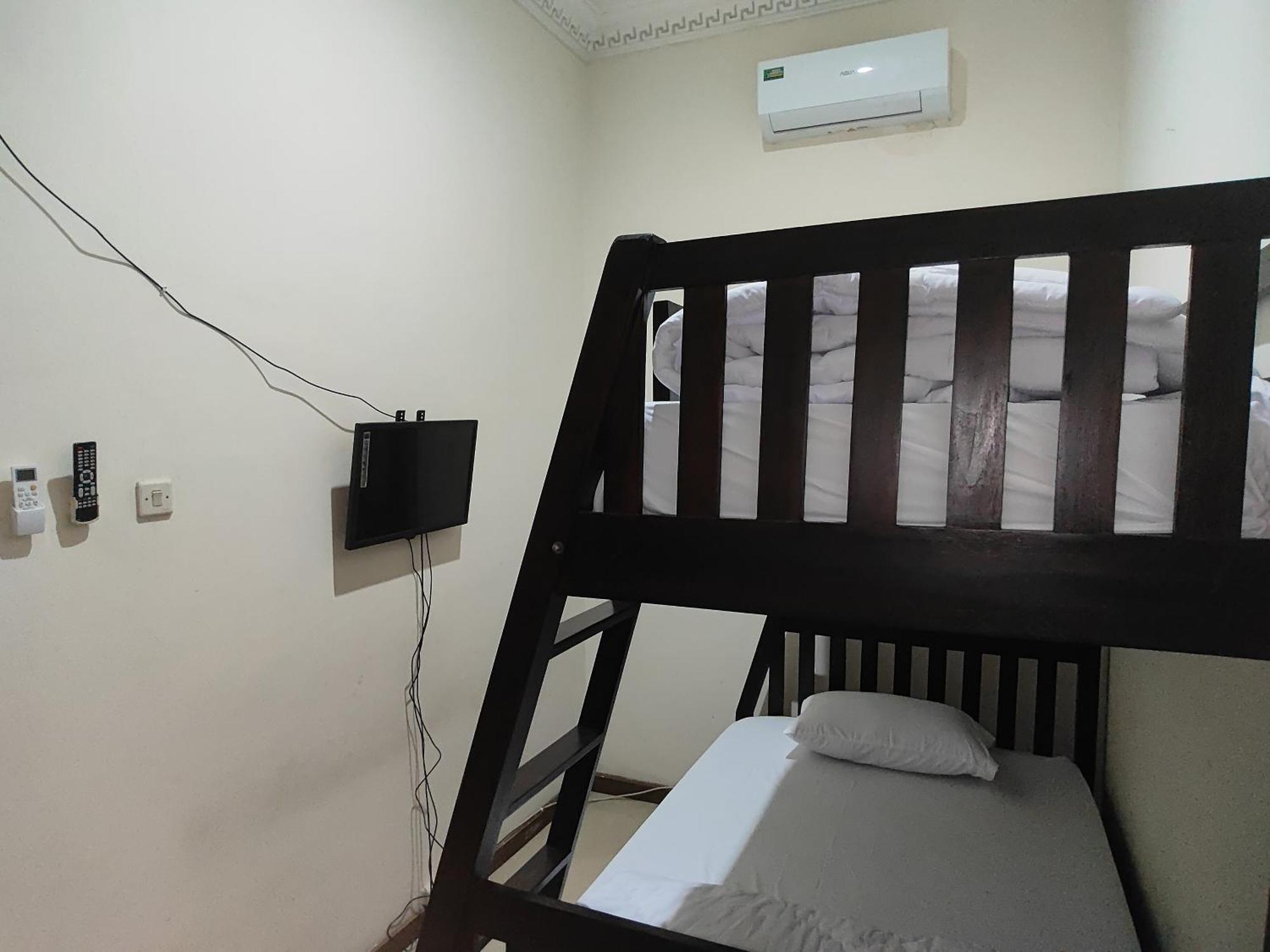 Tirto 27 Homestay يوغياكارتا المظهر الخارجي الصورة
