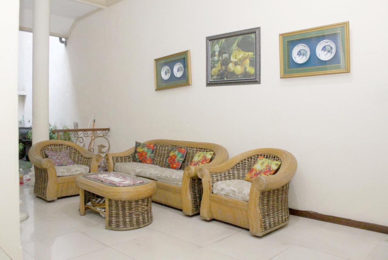 Tirto 27 Homestay يوغياكارتا المظهر الخارجي الصورة